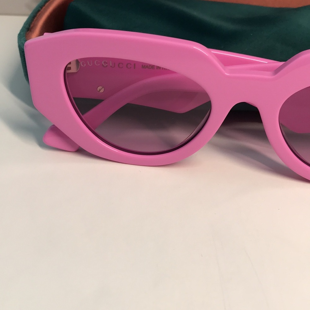 New Authentic ✨ Authentic Gucci GG1421S 004 Sunglasses – Pink Geometric Cat-Eye - Picture 14 of 14